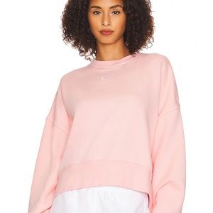 Nike Sportswear Phoenix Fleece
Women's Oversized Crewneck Sweatshirt in Pink